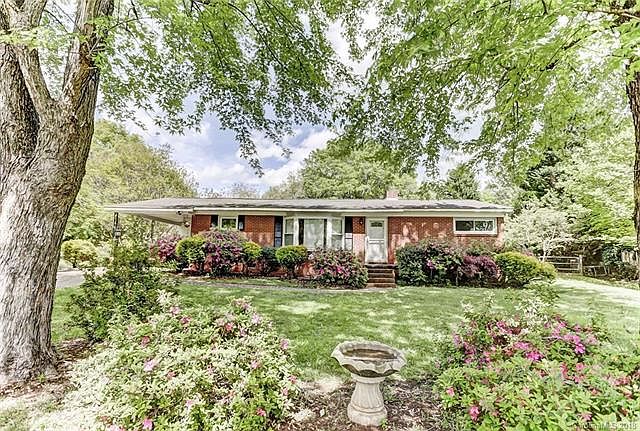 1st image of 705 Annieline Dr
