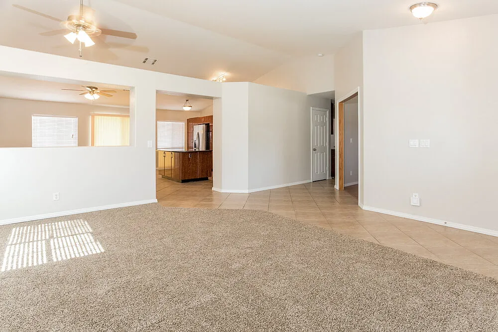 3 bed, 2.0 bath, 1760 sqft, $2,275 — Photo 3