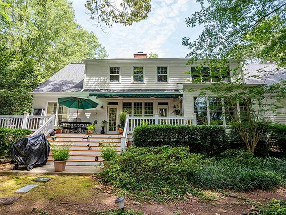 5th image of 112 Porterfield Dr