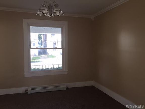 5th image of 21 S Woodside Ln