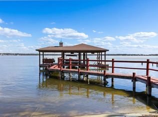 3001 Lakeshore Dr, Mount Dora, FL 32757