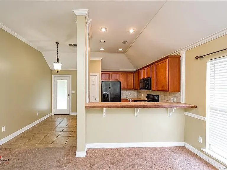 631 Whitefield Ln — Photo 6