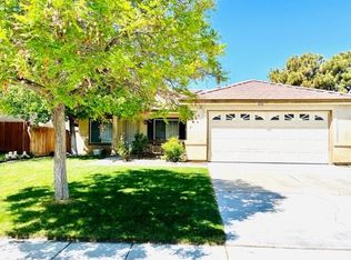 45533 Barrymore Ave, Lancaster, CA 93534