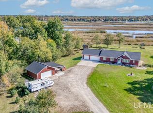 10126 U25 Rd, Rapid River, MI 49878