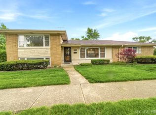 512 N Harvard Ave, Villa Park, IL 60181