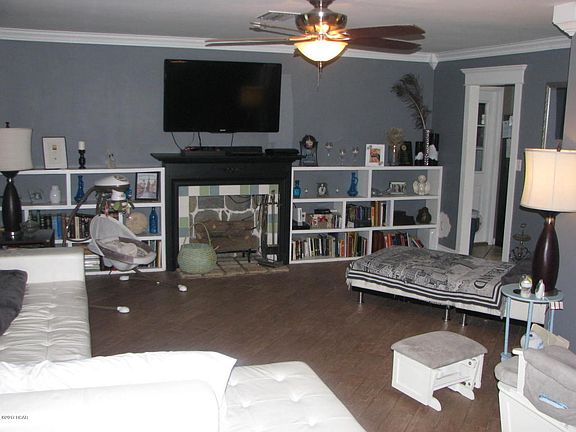 5th image of 2916 Wildwood Cres