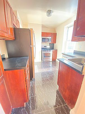 4th image of 69-40 108th St #3J