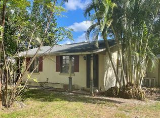 4117 Rockefeller Ave, Sarasota, FL 34231