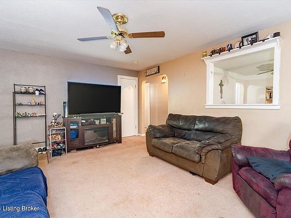 3rd image of 6422 North Dr
