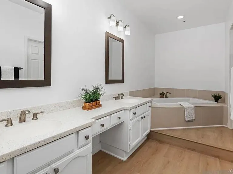 5805 Friars Rd #2405 — Photo 18