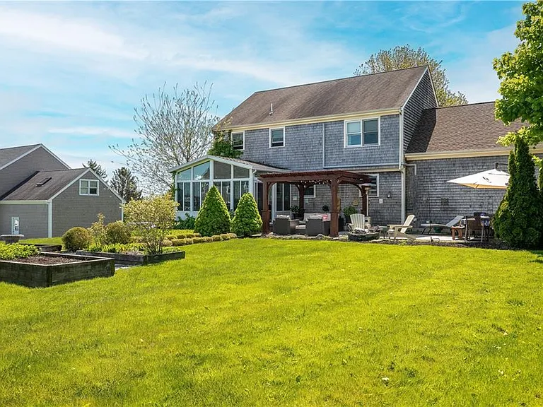 66 McCorrie Ln — Photo 2