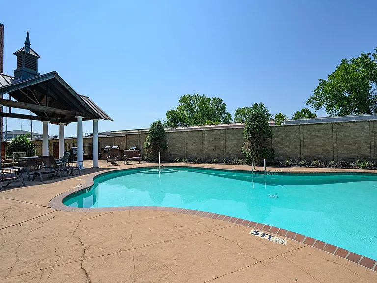 731 Litty Ct #303 — Photo 17