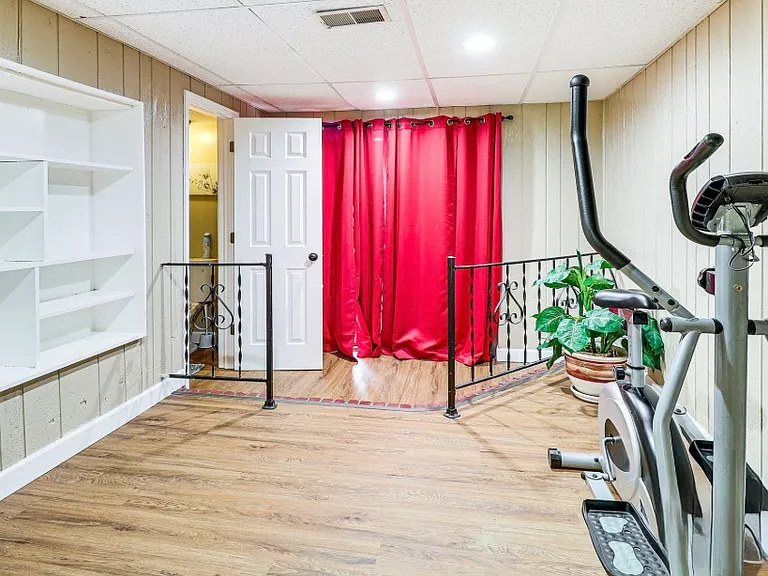 312 Millet Ln — Photo 12