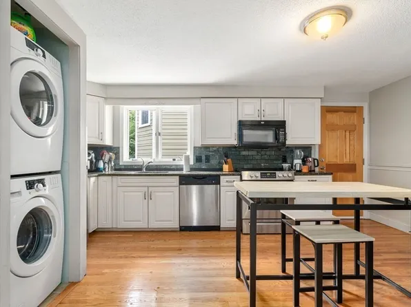 28 I St #1, Boston, MA 02127