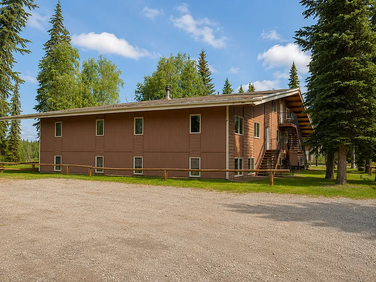 Lakefront Apartments for Rent in North Pole, AK | Beaver Lake Apartments — Photo 4