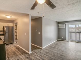5500 Kaynorth Rd APT 17, Lansing, MI 48911