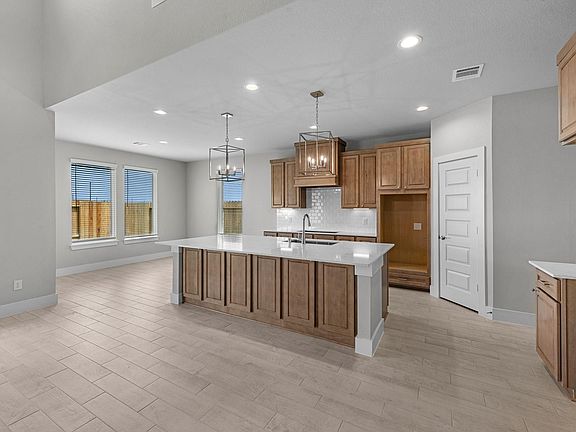 3rd image of 23330 Hemlock Tree Ln