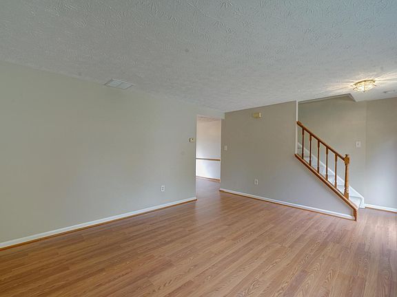 5th image of 8334 Mary Lee Ln