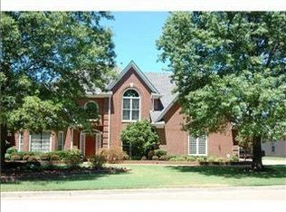 2595 Dibrell Trail Dr, Collierville, TN 38017