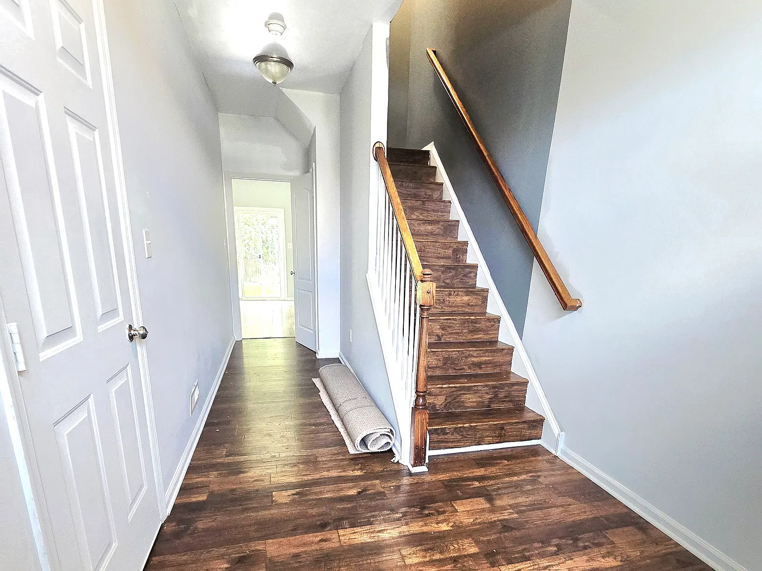 3 bed, 1800 sqft, $2,800 — Photo 4
