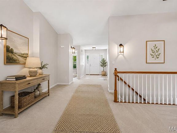 4th image of 2415 S Lakeridge Ct #15