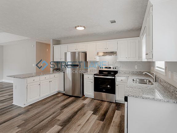 4th image of 814 Pine Hill Ct
