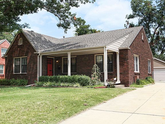Nice front porch and new driveway