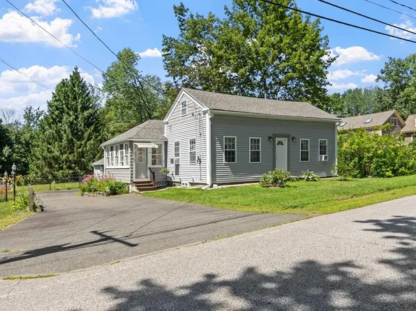 397 Pleasant St, Barre, MA 01005