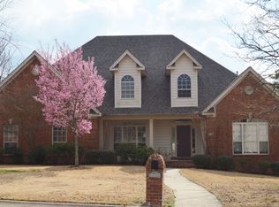 1711 Wellington Woods Dr, Little Rock, AR 72211
