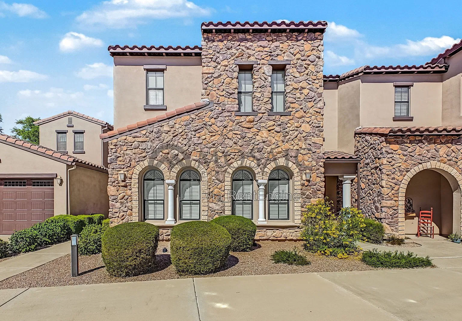 3 bed, 2.0 bath, 2109 sqft, $2,795 — Photo 1