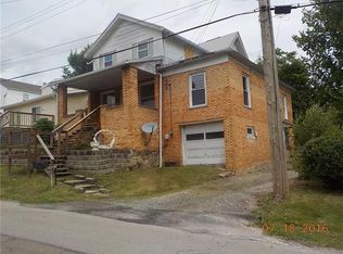 2604 Craighead Ln, Beaver Falls, PA 15010