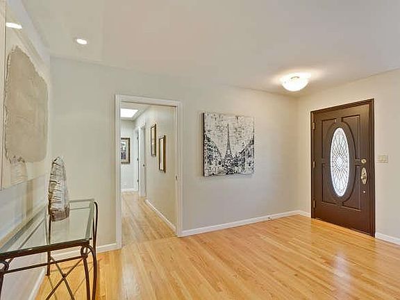 5th image of 19031 Saratoga Glen Pl