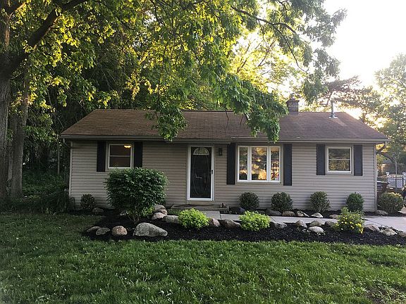 2nd image of 48005 Remer Ave