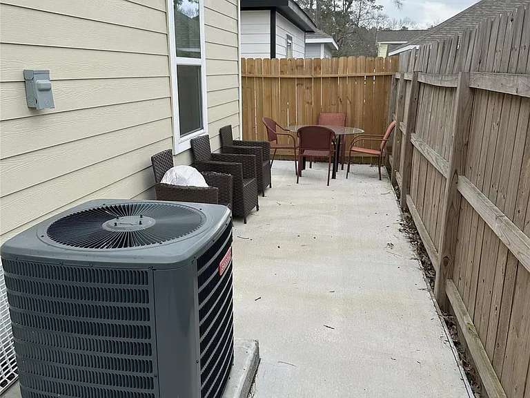 16625 E Lynbrook — Photo 19