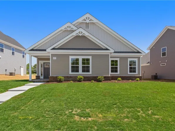 1011 Hillpoint Rd, Suffolk, VA 23434