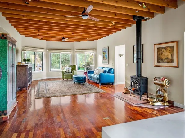 26285 Calle De Encinas, Valley Center, CA 92082