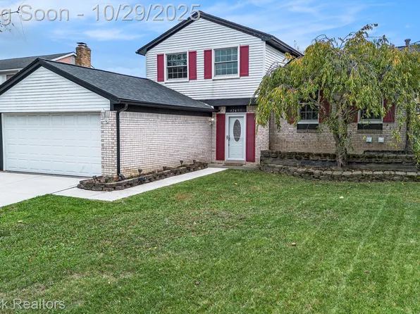 42697 Redfern St, Canton, MI 48187