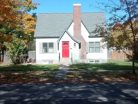 2nd image of 416 S 6th St E #416