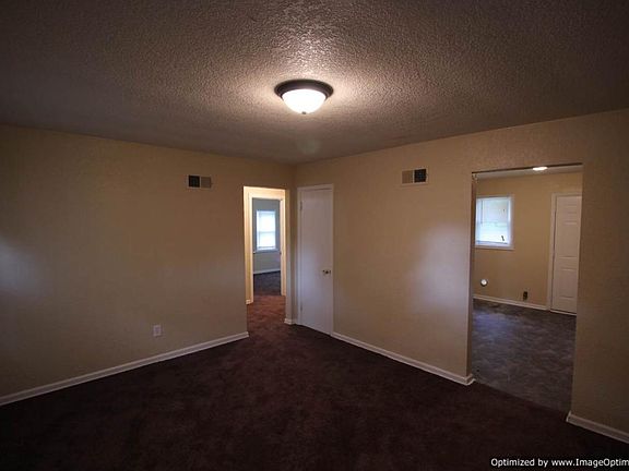 3rd image of 7315 Agnes Ave