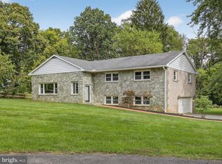 2010 Landis Valley Rd, Lancaster, PA 17601