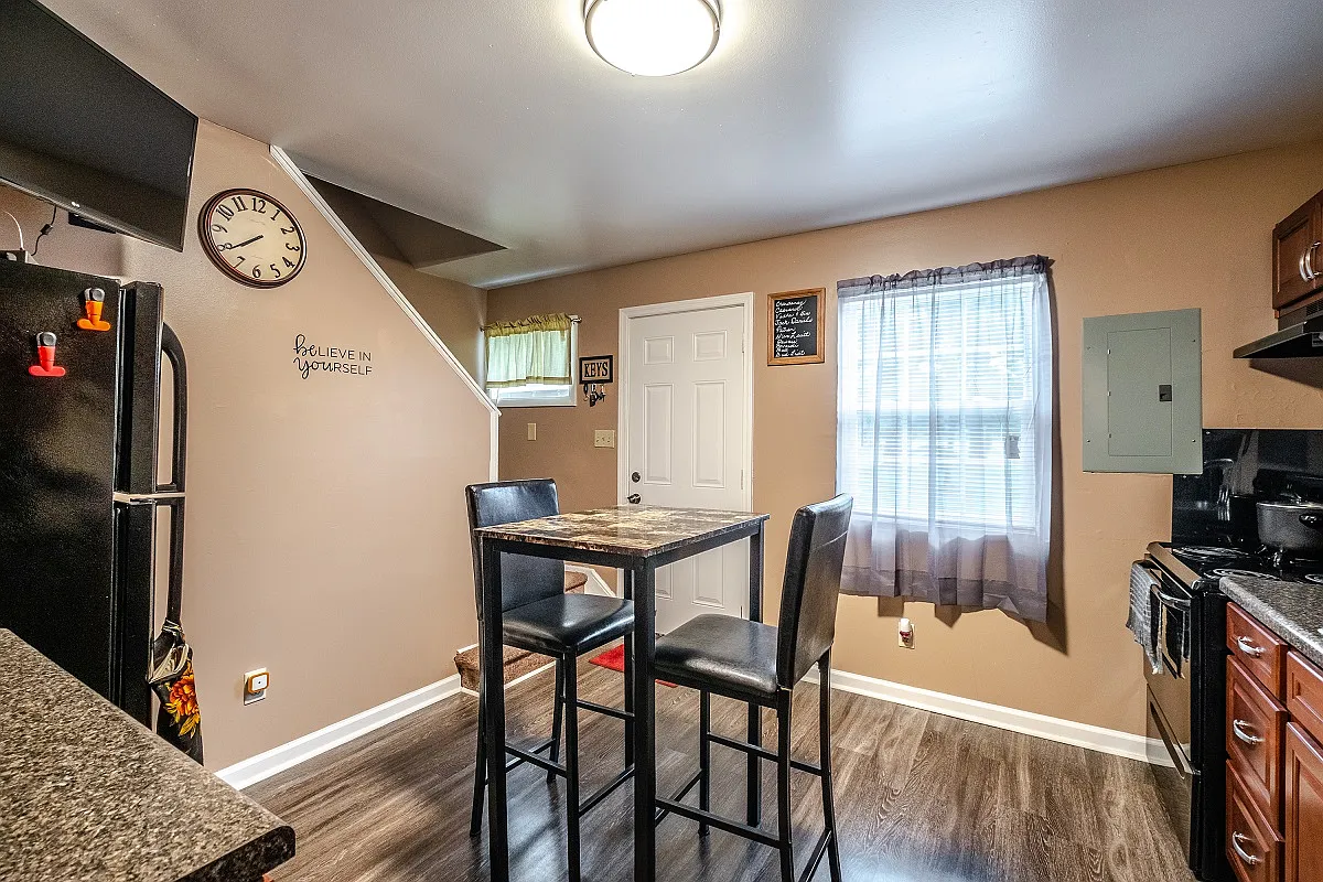 Wingate Townhouse Apartments — Photo 3