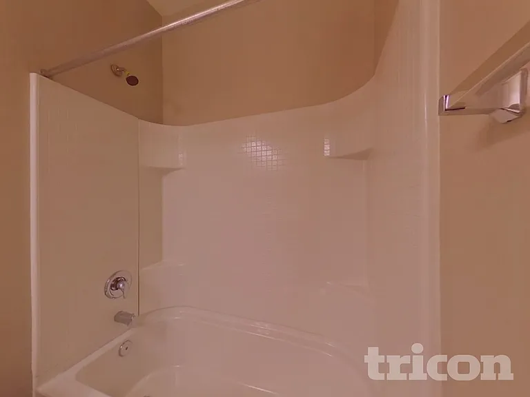 2929 N 28th St #7 — Photo 16