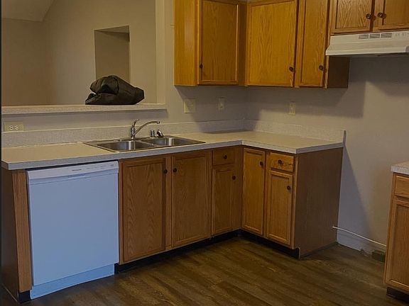 3rd image of 6205 Maravian Dr