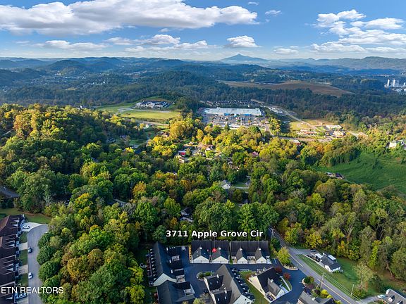 2nd image of 3711 Apple Grove Cir