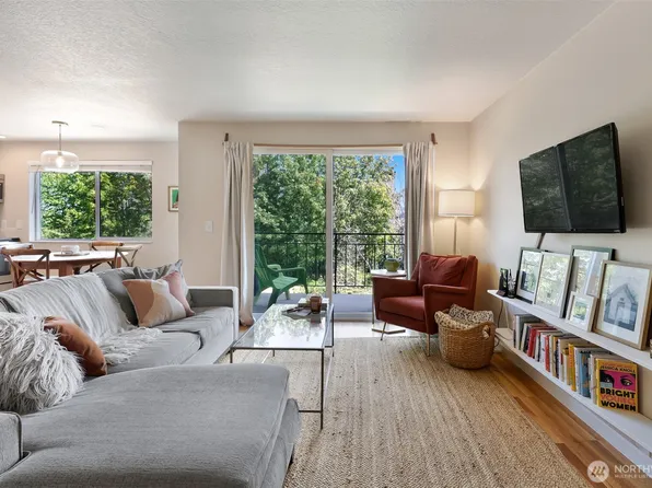 610 Aloha Street #302, Seattle, WA 98109