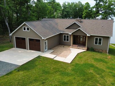 40 Big Cove Dr, Penhook, VA, 24137