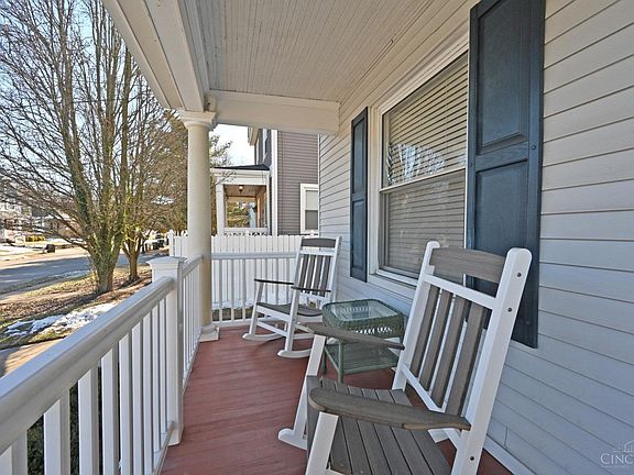 4th image of 3805 Mount Vernon Ave