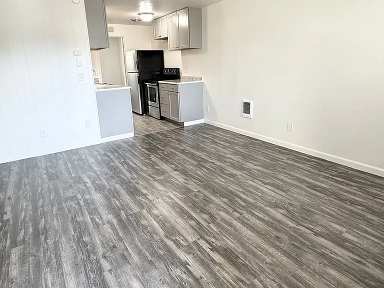 8830 9th Ave SW — Photo 2