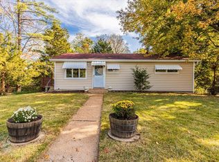 5512 Robert Rd, High Ridge, MO 63049