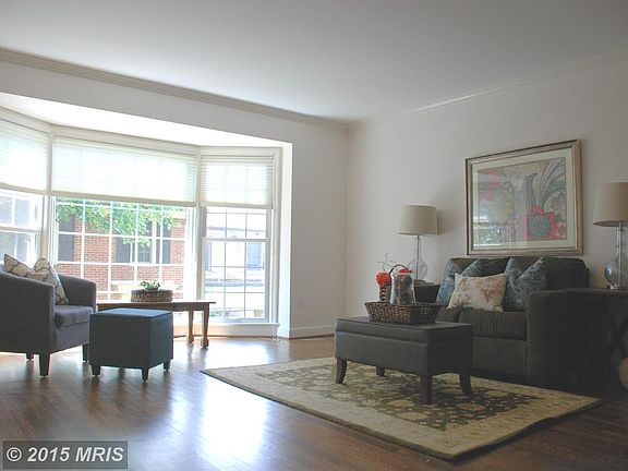 4th image of 2416 S Queen St